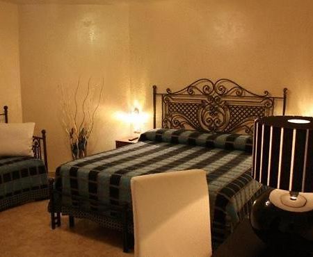 Dimora Storica "Casa Sicuro" Bed & Breakfast มาร์ตาโน ภายนอก รูปภาพ