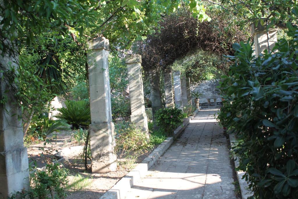 Dimora Storica "Casa Sicuro" Bed & Breakfast มาร์ตาโน ภายนอก รูปภาพ
